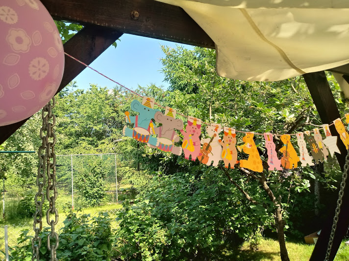 urodziny w ogrodzie